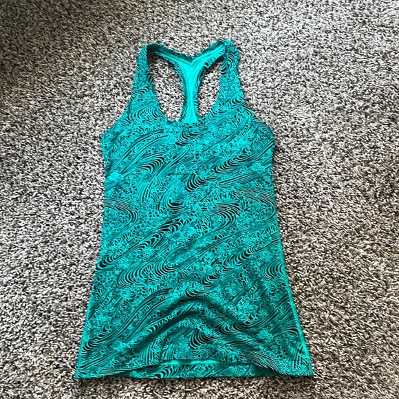 Lululemon workout tank top - Picture 1 of 3